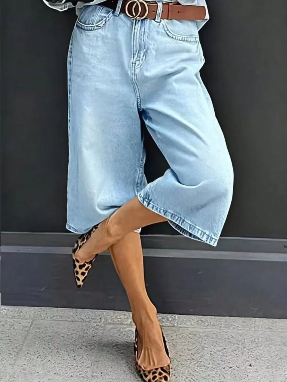 Light Blue Casual Women's Denim Bermuda Shorts with Buttons